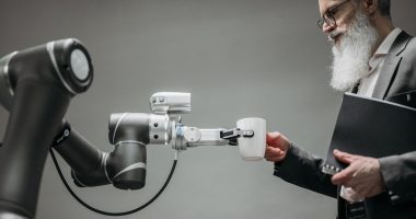 ChatGPT vs Gemini 2026: Best AI Tools for Indian Users